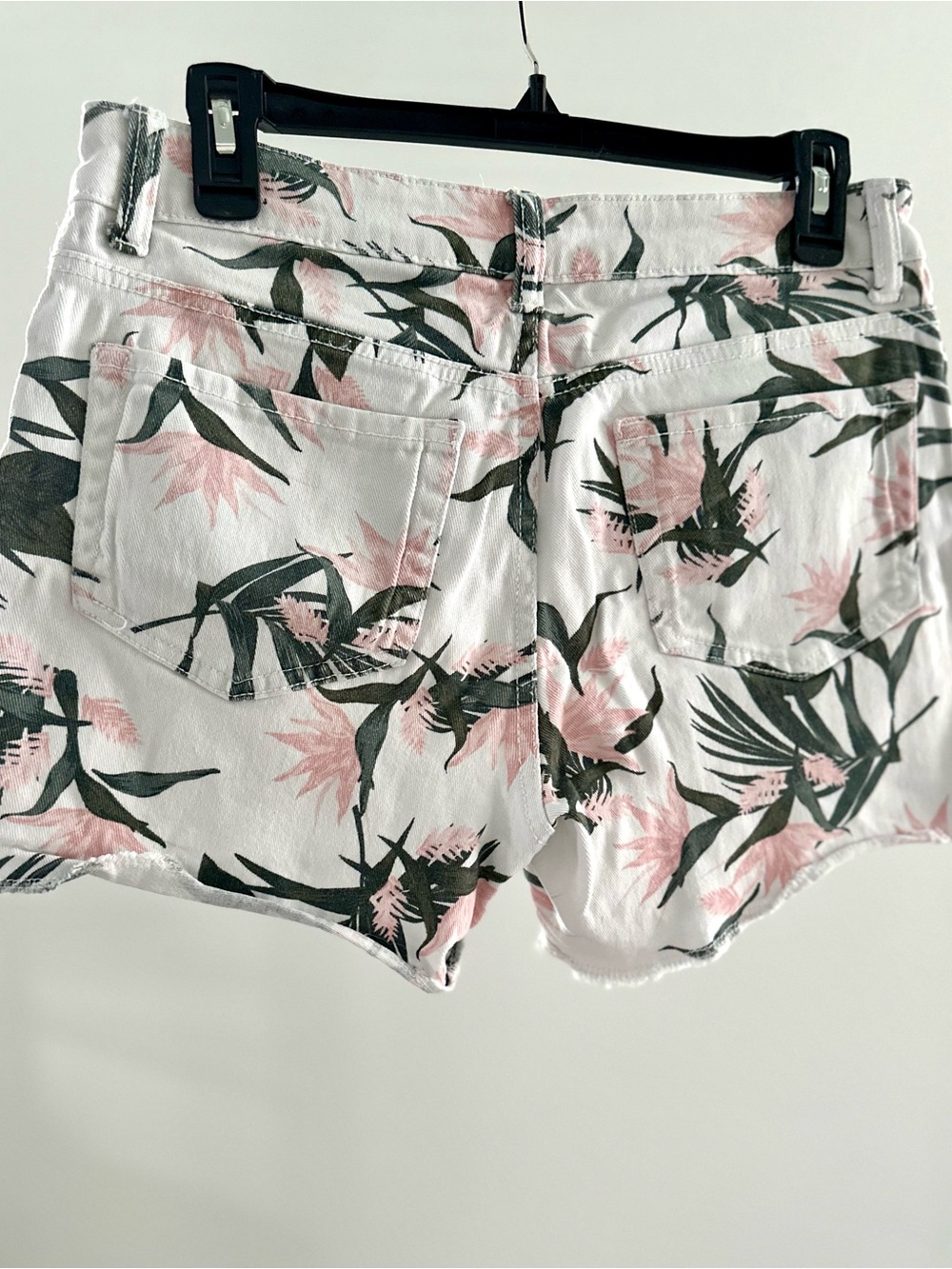 Time and Tru White Denim Shorts with Pink Floral Print - Picture 6 of 6
